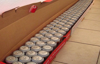 Bierverpakking met 99 blikjes